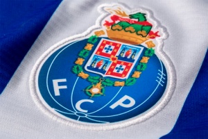 Nueva_Camisetas_de_futbol_Porto_2015_2016_Casa_(8)